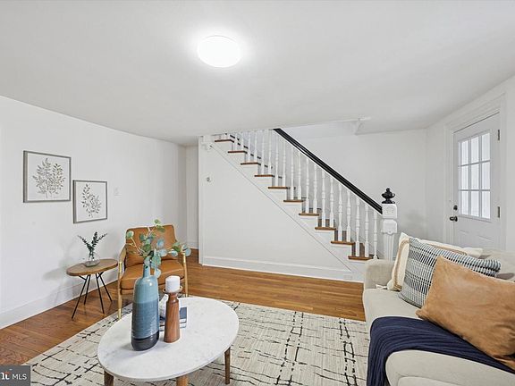 4th image of 50 Blanchard Rd