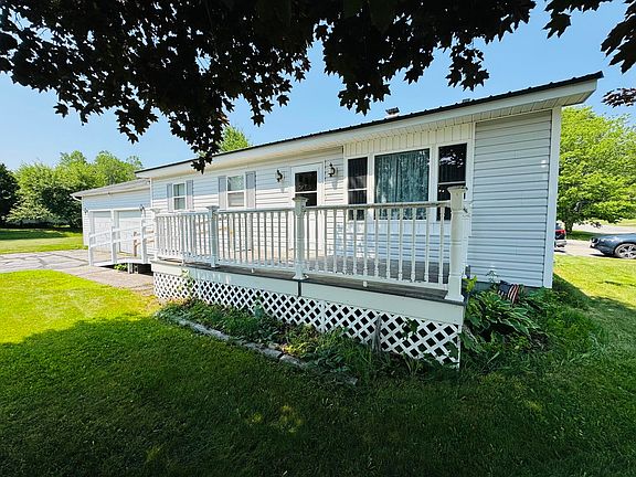 3rd image of 18 Western Avenue