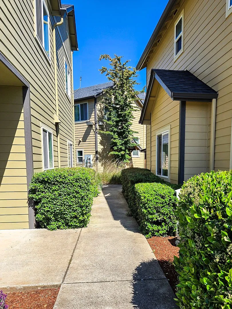 JACOBS1160 — Photo 2