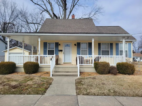 149 E Belleville St, Nashville, IL 62263