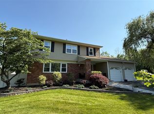 6 Penn Ct, New City, NY 10956