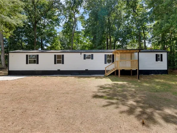 4745 Holland Dam Rd, Flowery Branch, GA 30542