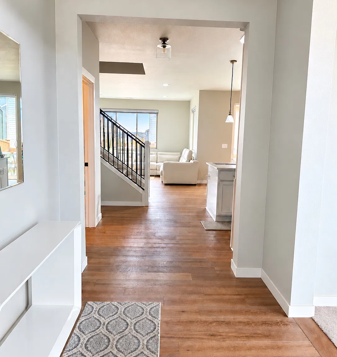 5 bed, 2907 sqft, $3,599 — Photo 4