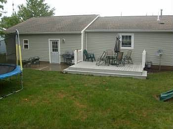 3rd image of 75 Bernwood