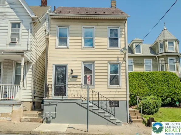 1447 Ferry St, Easton, PA 18042