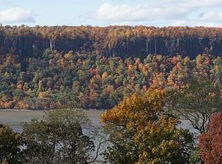 33 Rudolph Ter, Yonkers, NY 10701