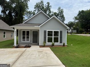 900 N Pkwy, Lagrange, GA 30240