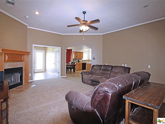 3rd image of 3611 Republic Of Texas Dr
