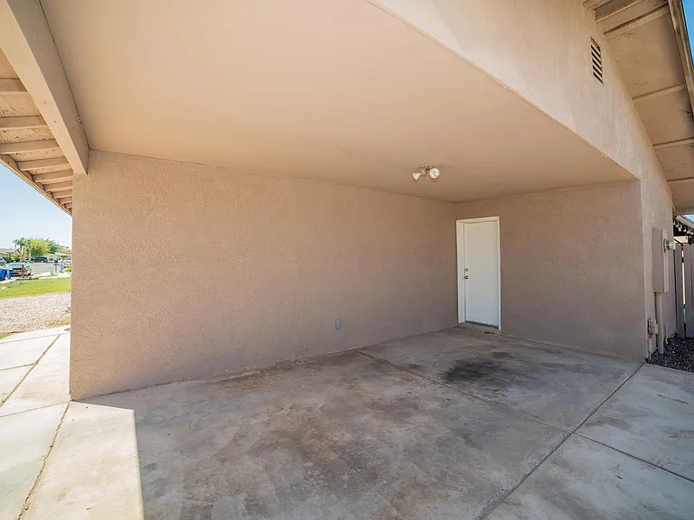 4350 W 17th Ln — Photo 17