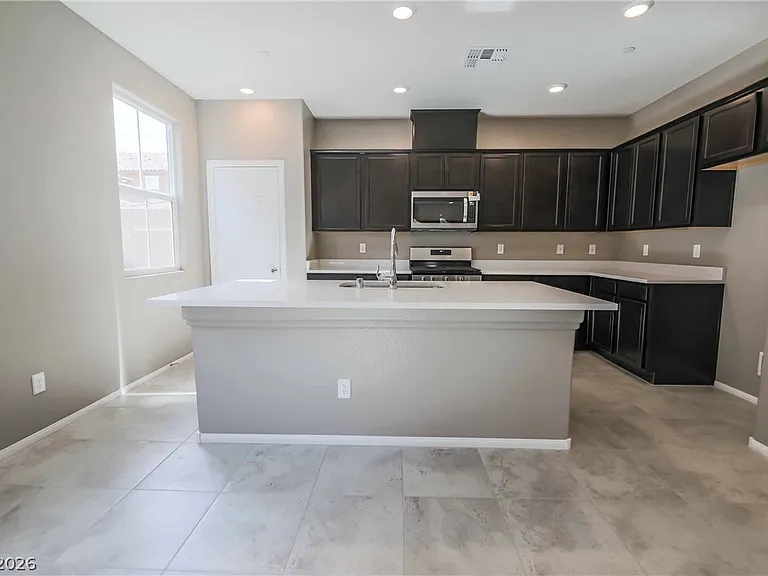 3167 McKenna Dawn Ave — Photo 9