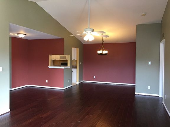 5th image of 5371 Pine Aires Dr