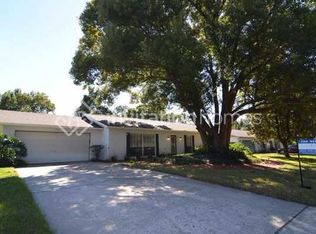 1513 Highcrest Cir, Valrico, FL 33596