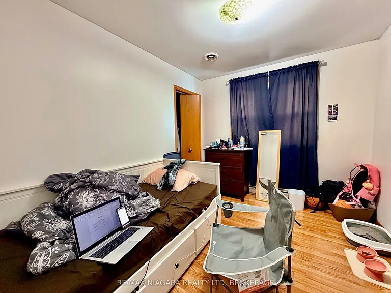 6475 Taylor St #UPPER — Photo 10