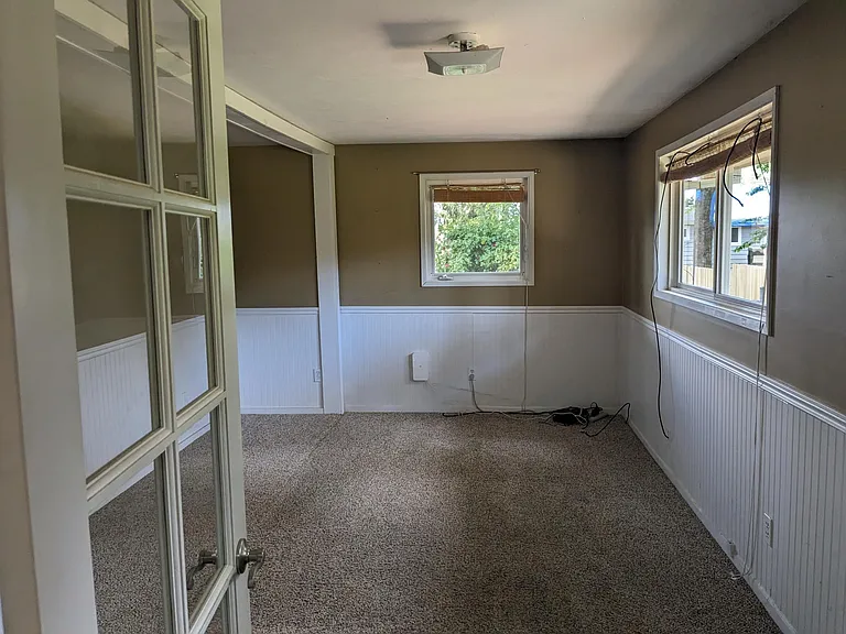 12925 NW Westlawn Ter — Photo 4