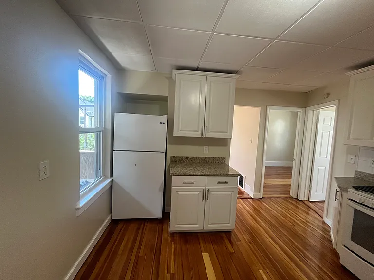 51 Clark St #2 — Photo 7