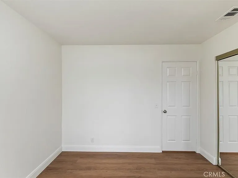 2766 Broken Lance Dr — Photo 23