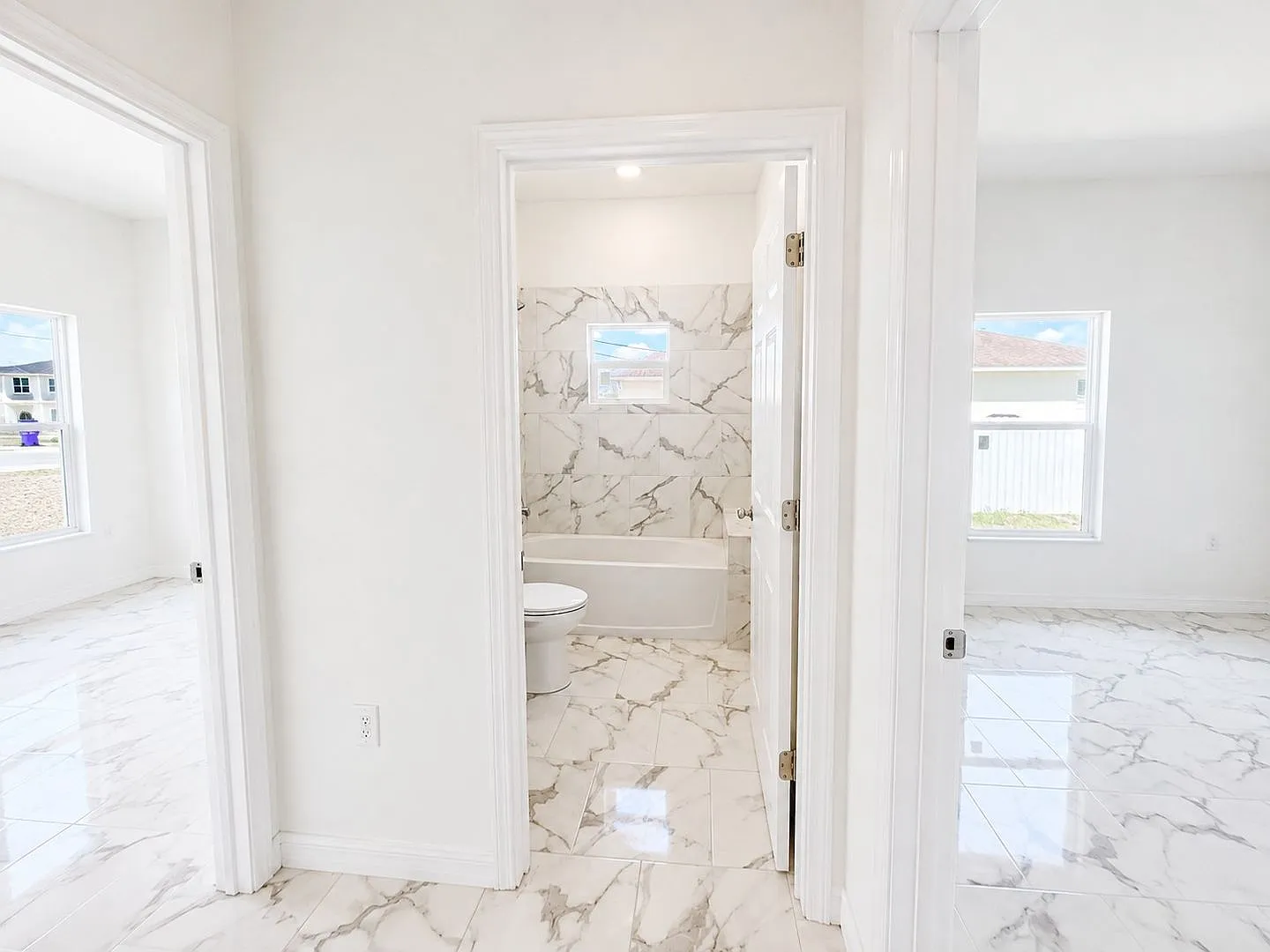 Location Location Location-Brand New 2 Bd/ 2 Ba With Garage!! — Photo 4