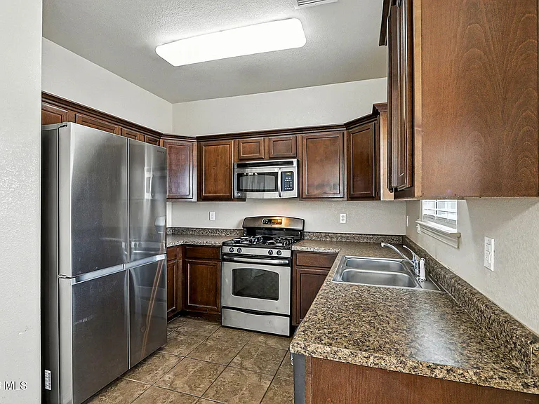 4746 Joseph Rodriguez Dr — Photo 15