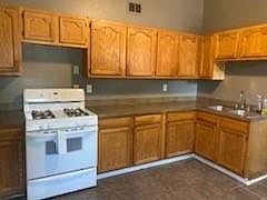 2nd image of 3308 Newton St