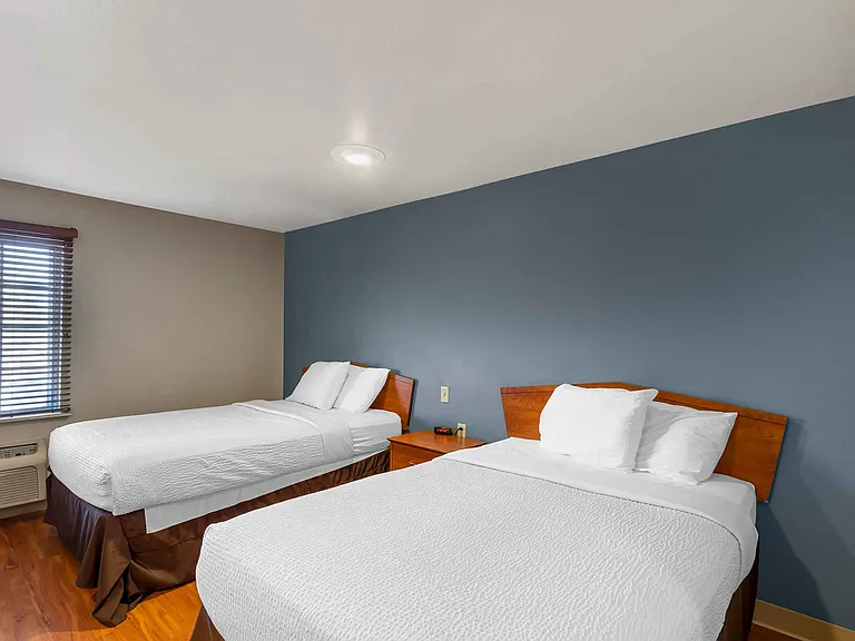 Studio Suite - 2 Full Beds