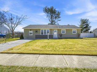 17 Princeton Rd, Somers Point, NJ 08244