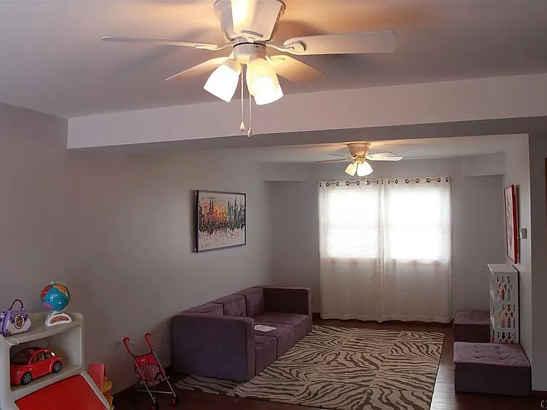 32A Saint George Pl — Photo 5