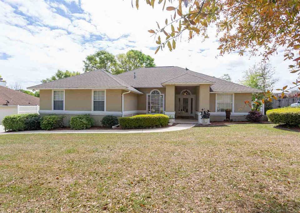 1st image of 3017 Knotty Pine Dr