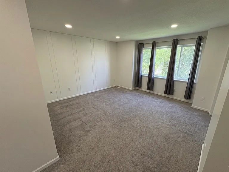 11720 Ryan Cir — Photo 8