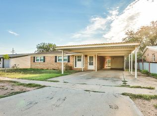 506 SW 12th St, Seminole, TX 79360