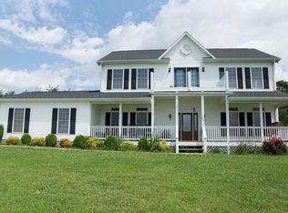 446 Mount Pleasant Church Rd, Fincastle, VA 24090