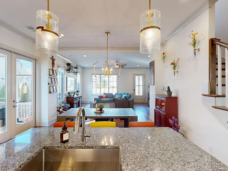 7075 Fain Park Dr — Photo 13