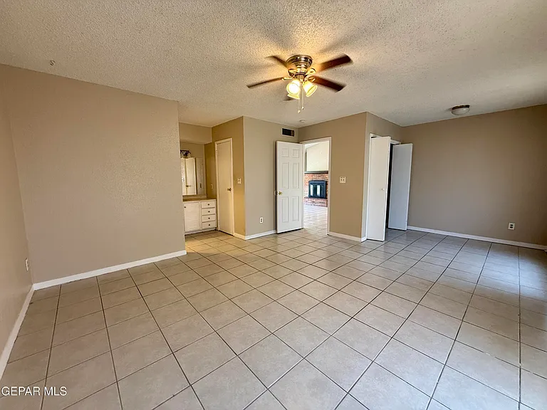 7113 El Cajon Dr — Photo 13