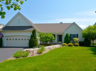 5 Outlook Dr N, Mechanicville, NY 12118