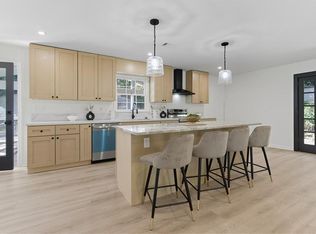 1198 Seminary Dr SW, Marietta, GA 30064