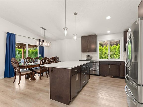 3rd image of 5011 N Lillian Ct