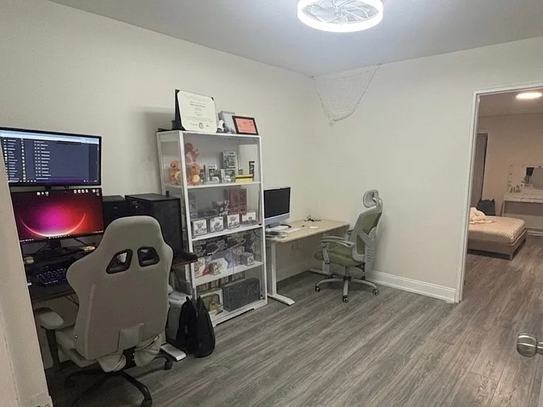 2nd Bedroom.