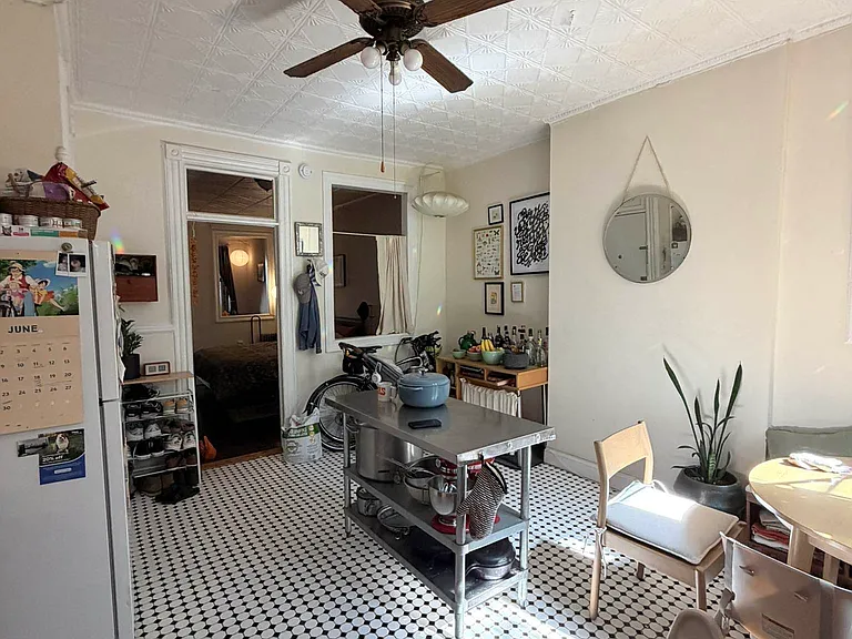 503 Henry St #1L — Photo 10