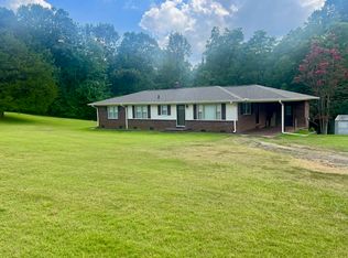 317 Ebenezer Rd, West Union, SC 29696