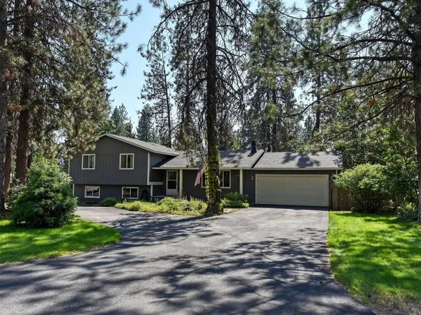 13305 W Meadowview Ln, Nine Mile Falls, WA 99026