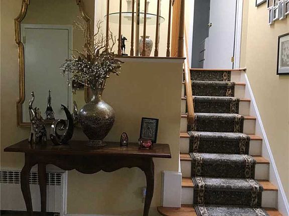 4th image of 17 W 4th St #17