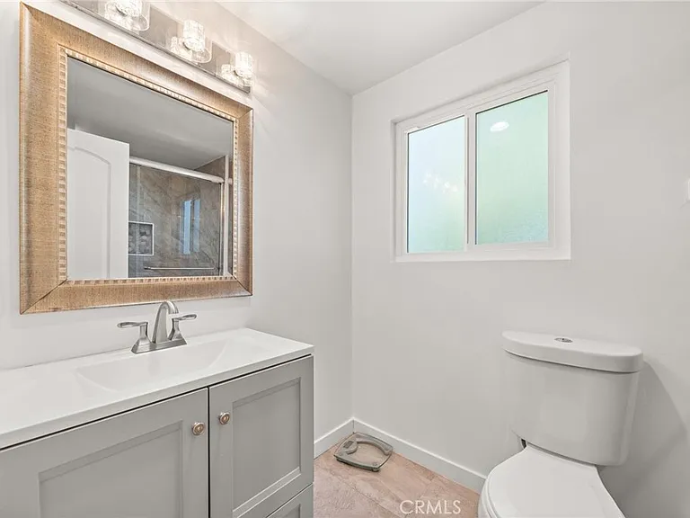 4630 Cedros Ave — Photo 43