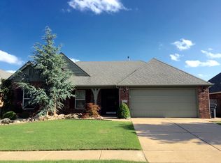 2004 W H St, Jenks, OK 74037