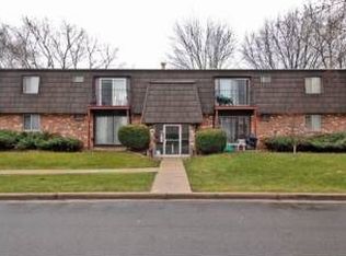 4605 Crescent Rd APT I, Fitchburg, WI 53711