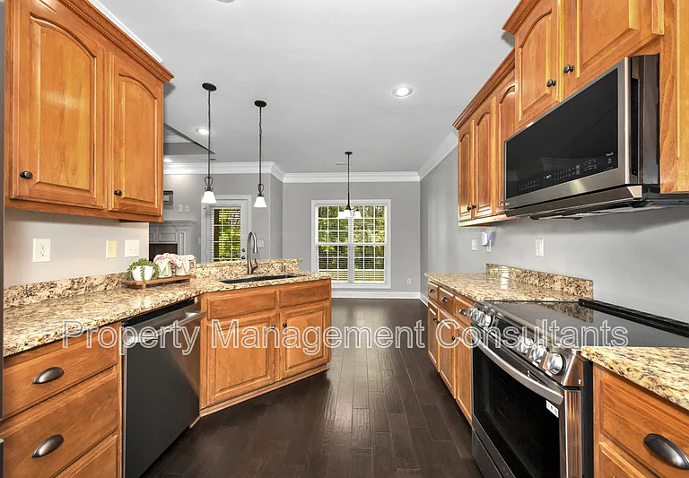 108 Blackwood Dr NW — Photo 19