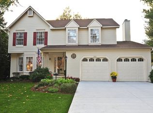 9481 Vollmerhausen Dr, Columbia, MD 21046