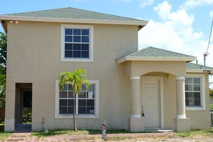 1st image of 2700 Summit Blvd