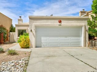 4925 Edwards Dr NE, Albuquerque, NM 87111