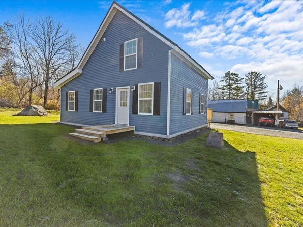 25 Johnny Cake Avenue, Lunenburg, VT 05906