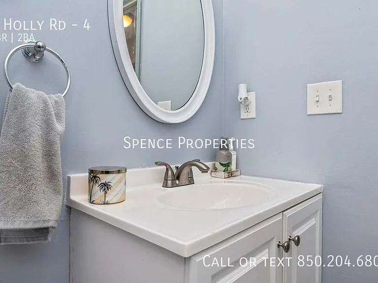 4 Holly Rd #4 — Photo 19