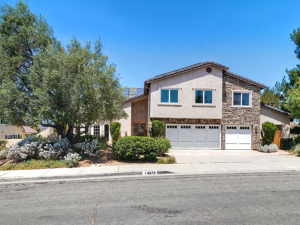 1st image of 18072 Sencillo Dr